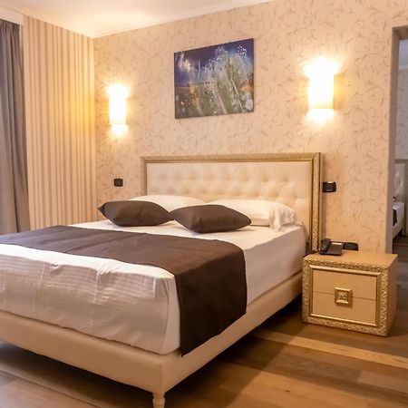 Amh Hotel Durrës Extérieur photo