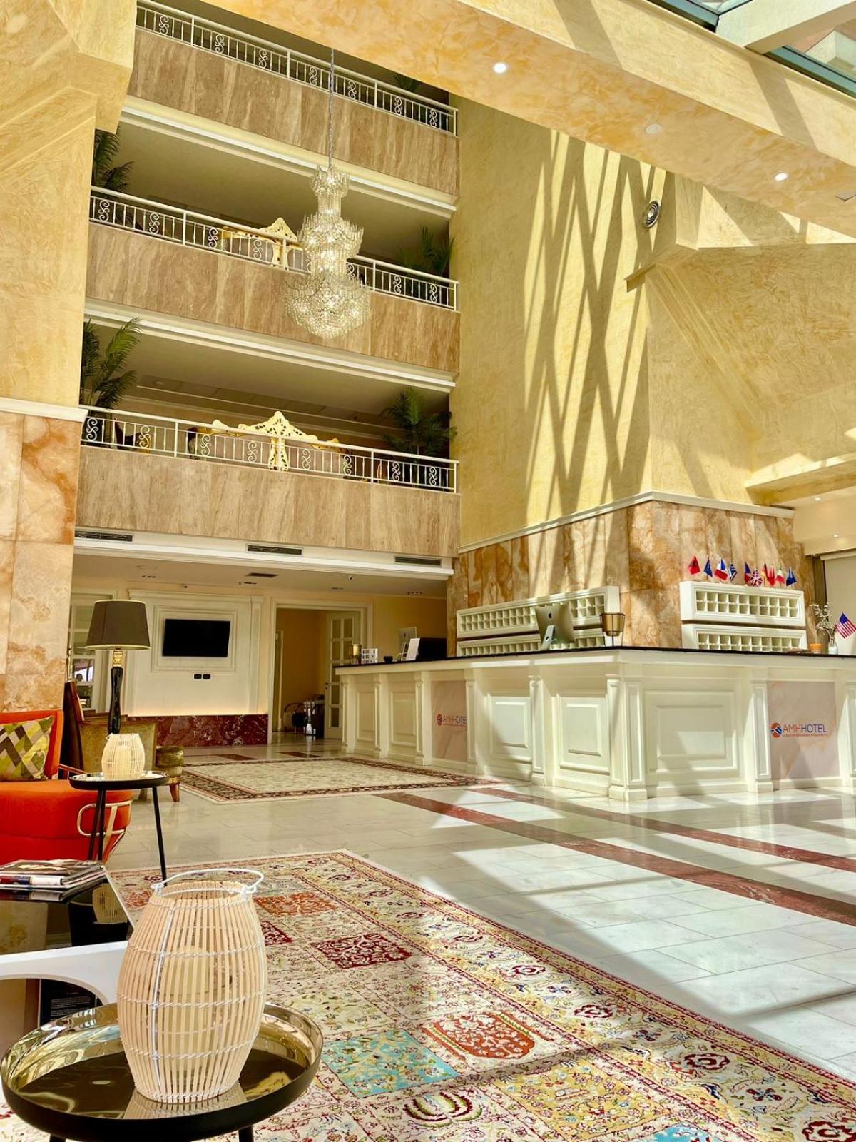 Amh Hotel Durrës Extérieur photo