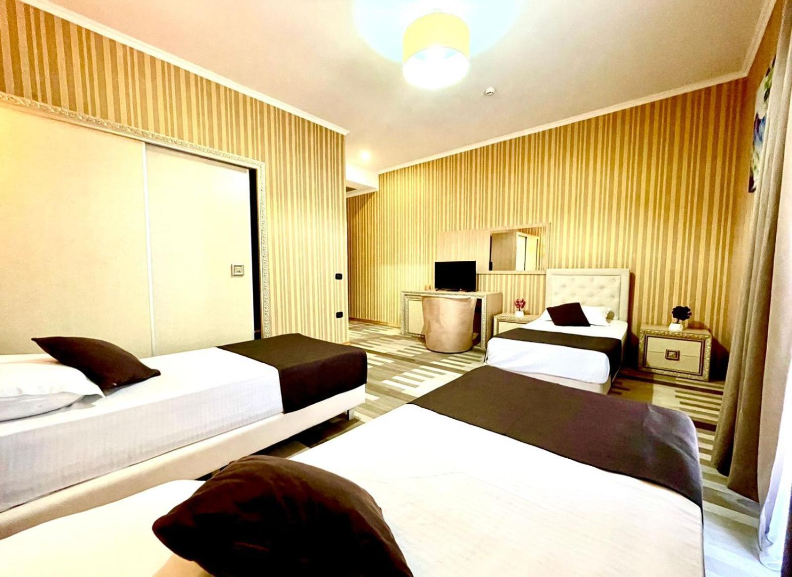 Amh Hotel Durrës Extérieur photo