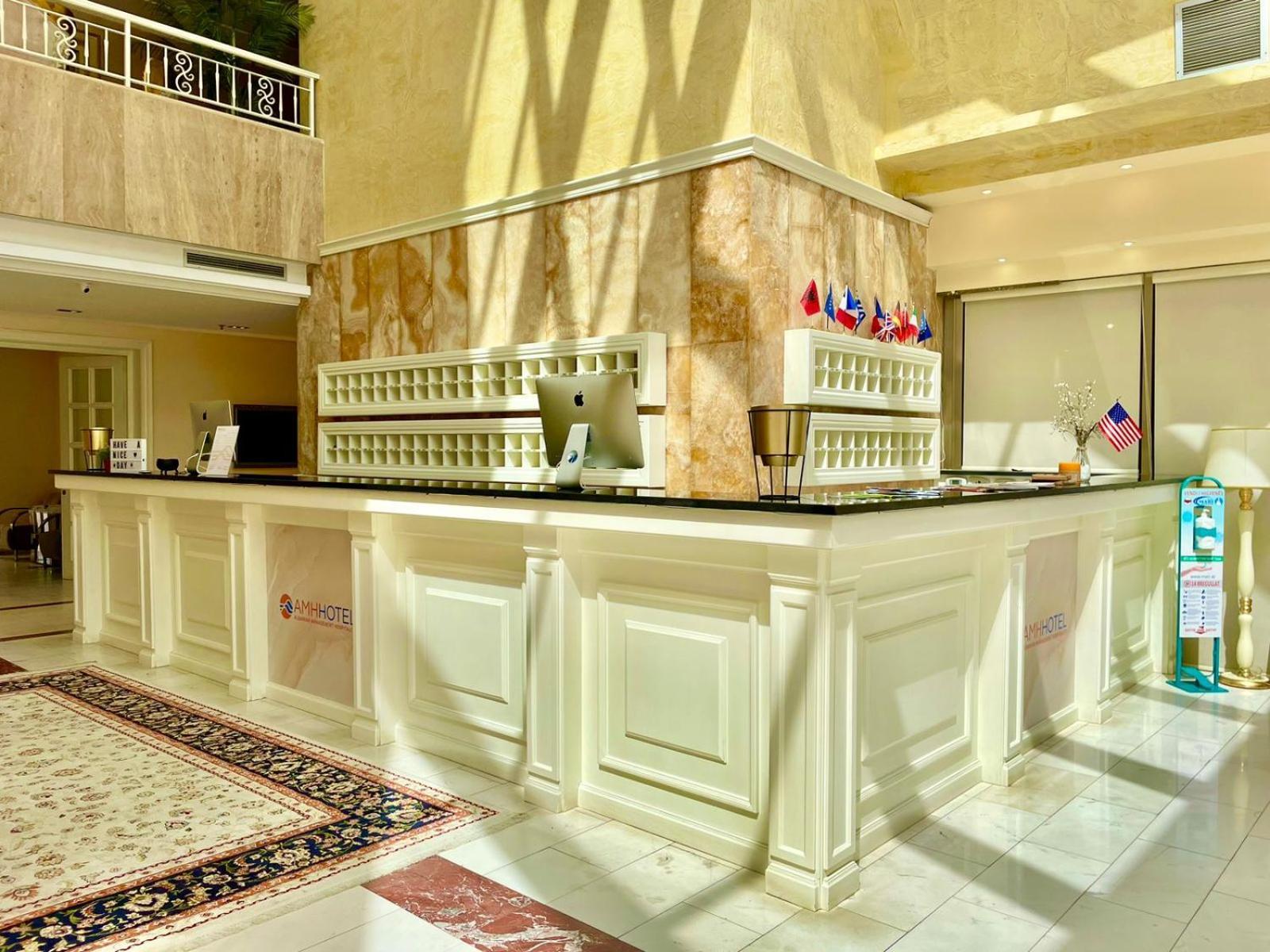 Amh Hotel Durrës Extérieur photo