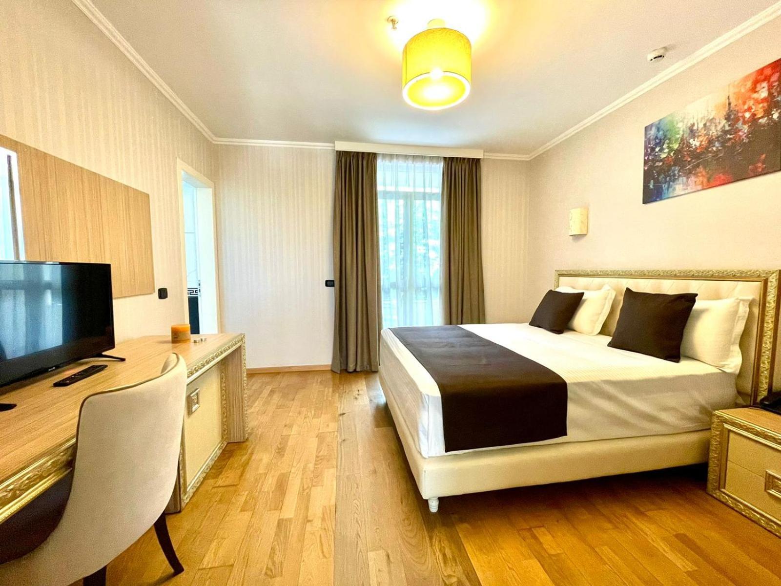 Amh Hotel Durrës Extérieur photo